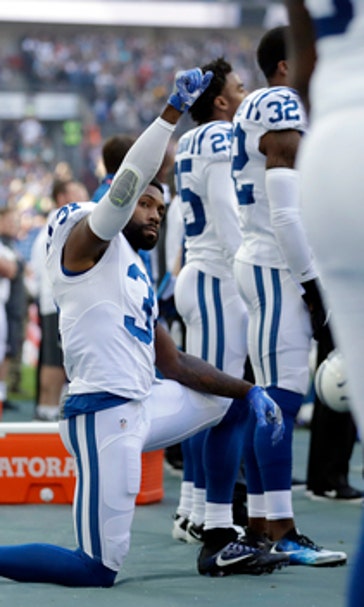 Kaepernick's social activism draws support, rebuke in London